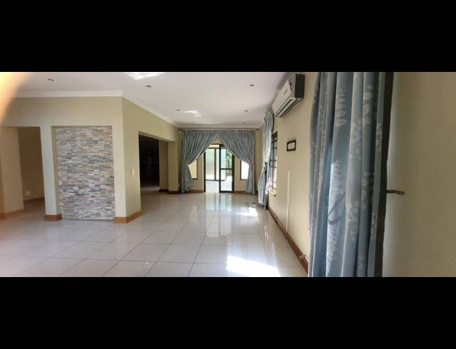 4 BEDROOM CLUSTER FOR SALE IN NEWMARKET